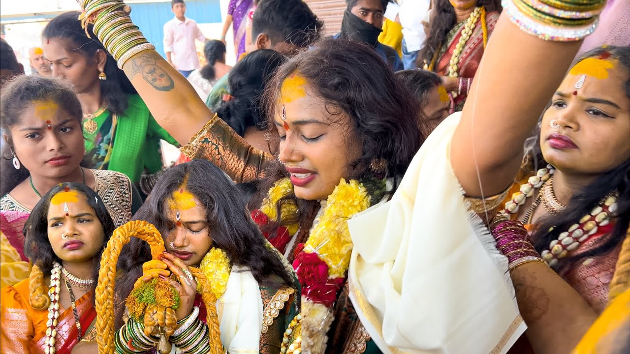 Mallanna Sigam 2025 at Komuravelli Mallanna Jatara | Bowenpally Gopal Bonam | Shiva Sathula Sigalu