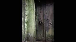 A  lovely walk through Highgate cemetery London. UK