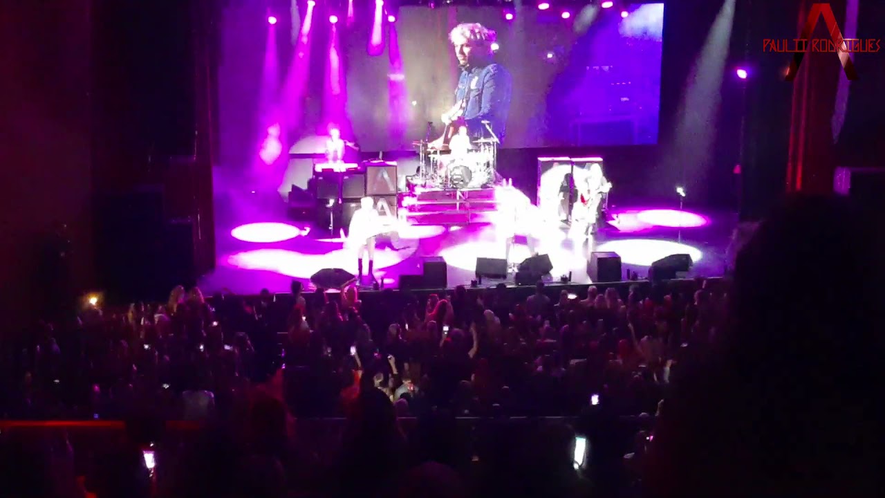 Kamikaze - Airbag. Gran Rex (05.11.21)