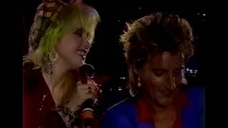 Cyndi Lauper &amp; Rod Stewart, live, AIDS Project, Commitment to Life Fundraiser, September 19, 1985
