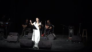 Ezgi Bayar - Samsak Döveci Resimi