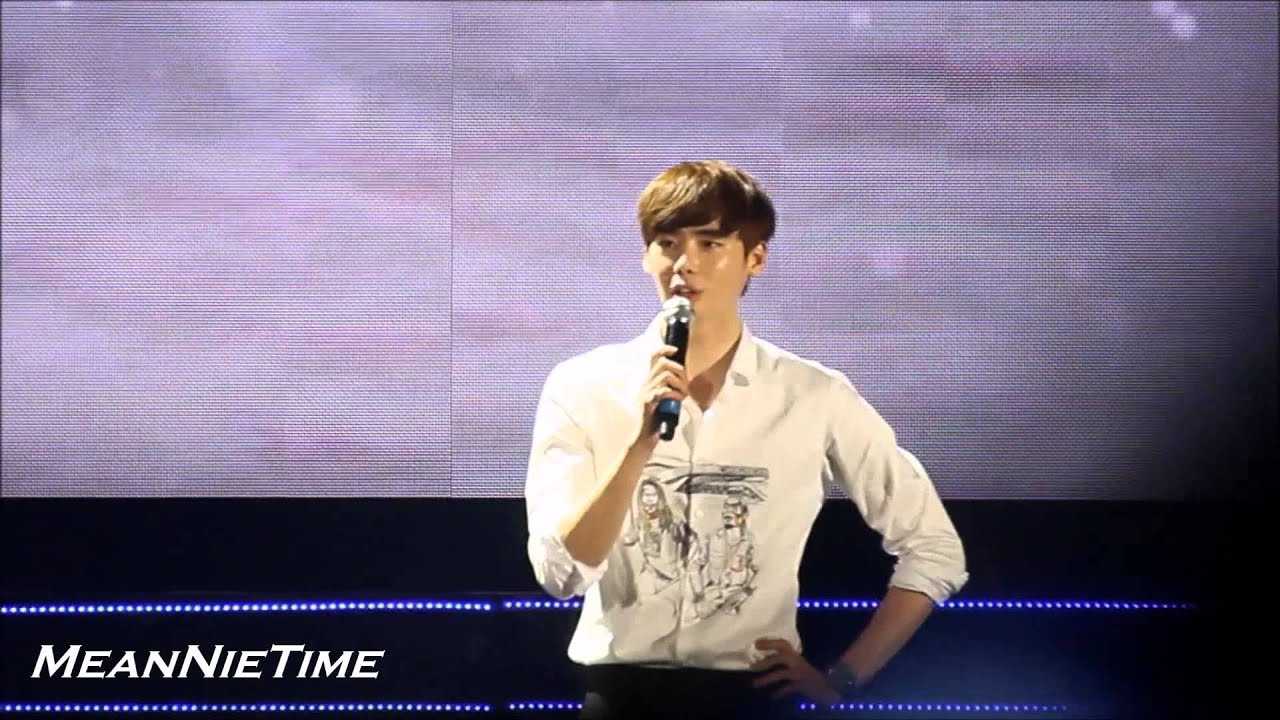 141101 Lee Jong Suk singing 
