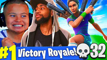 MY LITTLE BROTHER PLAYS LIKE TSM DAEQUAN IN SOLO SQUADS!! SO MANY KILLS SHOTGUN ONLY FORTNITE BR!!