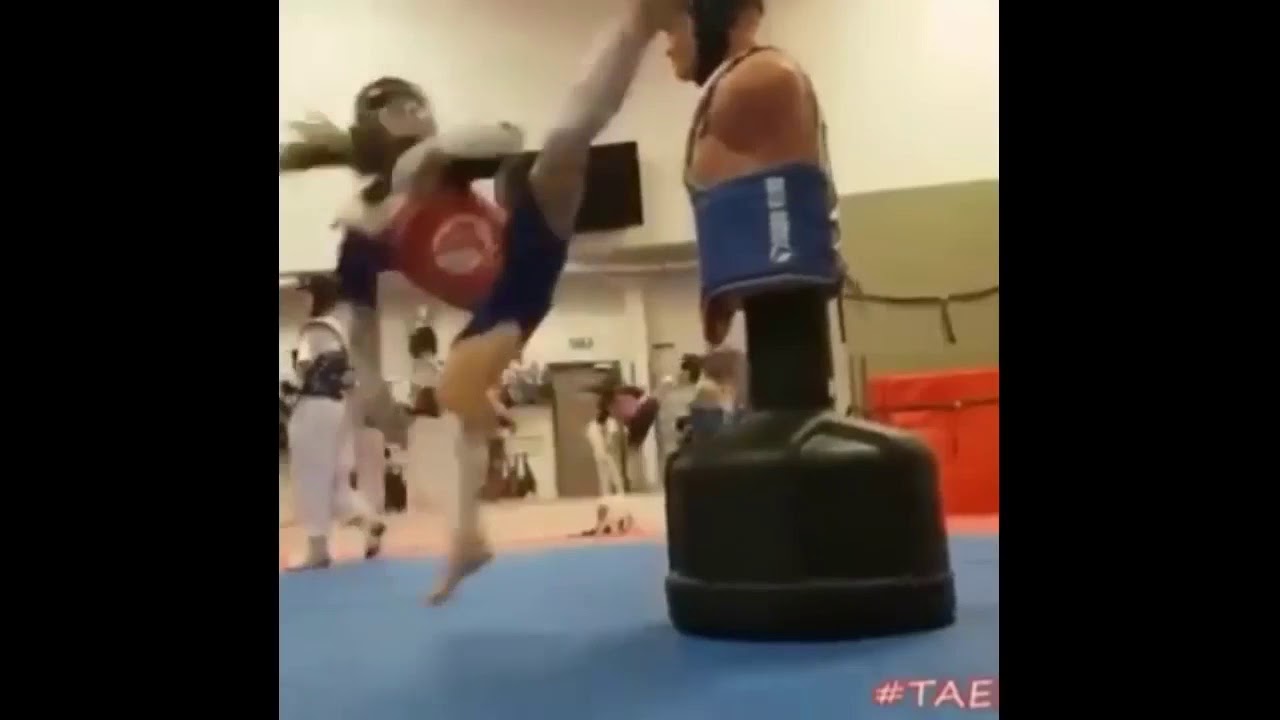 GREAT TAEKWONDO GIRL DUMMY KICK YouTube