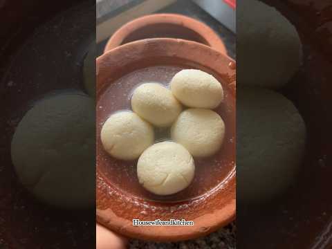 Rasgulla lover’s ke liye soft & spongy Roshogulla #sweet #trending #recipe #viral #rasgulla #shorts