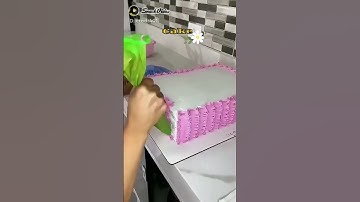 Thumbnail of menghias kue pengantin