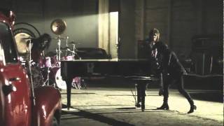 Cars 2 Moderatto Autos, Moda Y Rock And Roll Walt Disney Studios Oficial