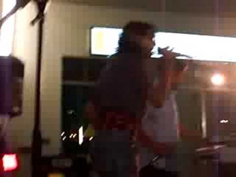 Guarda cassy a popiglio - da grande su YouTube Guarda cassy a popiglio - da grande su YouTube