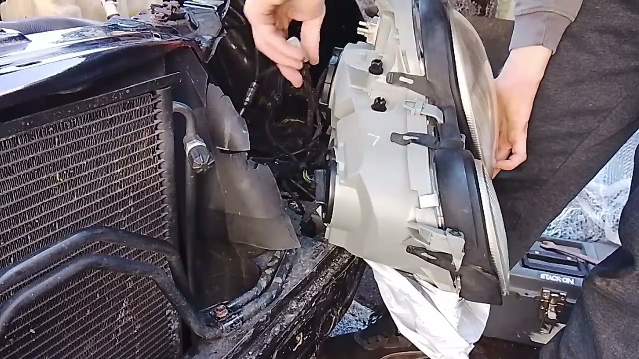 Mercedes W210 Update zum Frühlingsprojekt (Scheinwerfer und Stoßstange reparieren)
