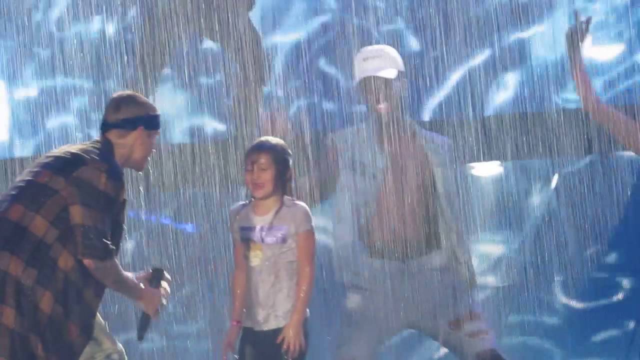 Justin Bieber Sorry FT Jazzy Toronto ( May 19 )