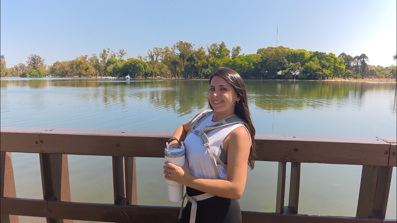 Camina por el lago Regatas 