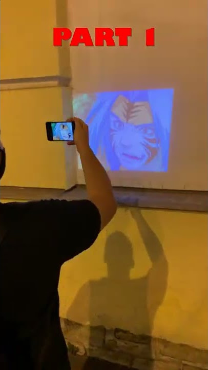 How to turn on the projector on a smartphone?