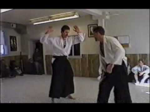 Bob demonstrates Aikido defense against knife