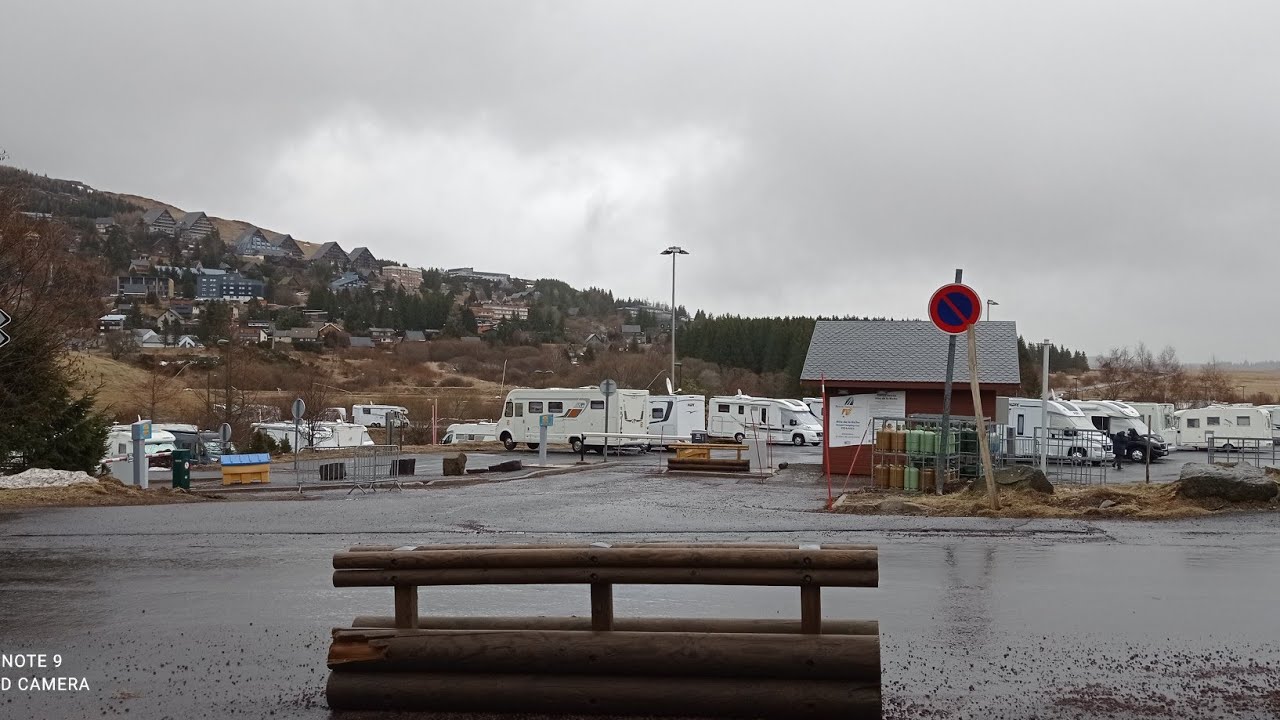 aire camping car de la biche Super Besse + visite de Besse