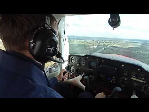 Полеты на Cessna 150 в сильный ветер. Crosswind landing Cessna 150