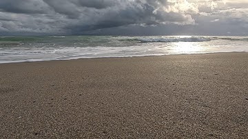 Emerald Ocean | Continuous Wave Video | No Loop | 4K