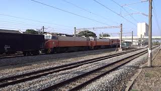 7202次貨物列車與2183次區間車在斗南車站交會 20201013