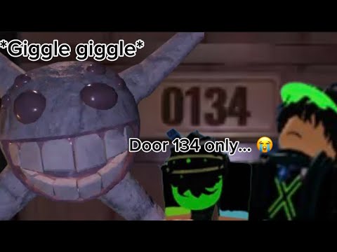ROBLOX DOORS FLOOR 2 IS FINALLY OUT, And I Did NOT Make It Far.. - YouTube