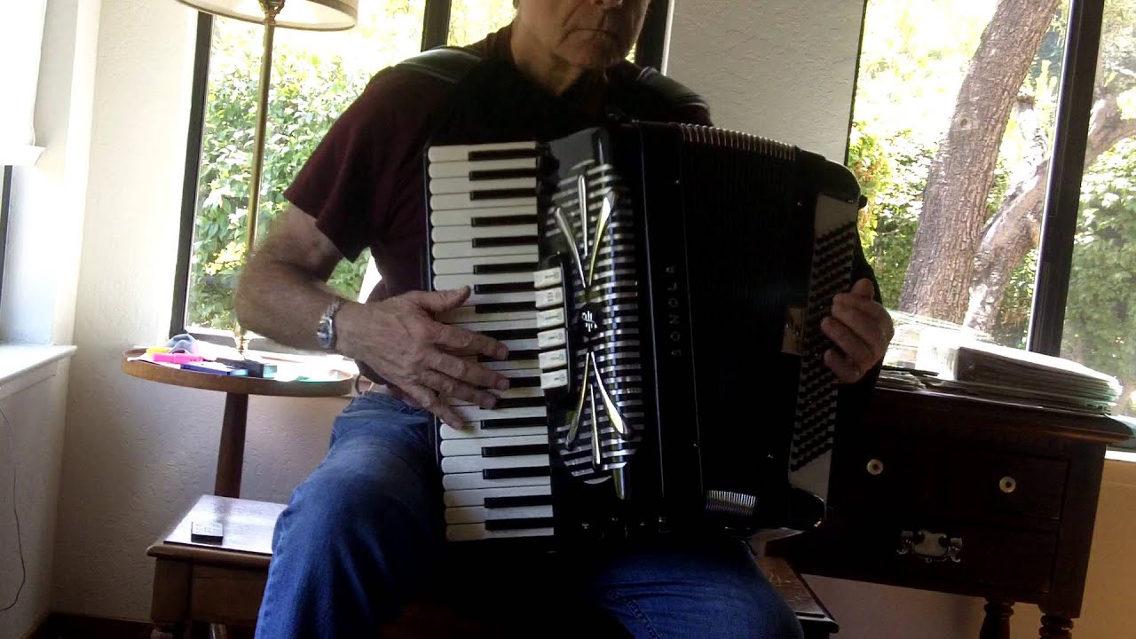 Reno Di Bono plays Tico Tico on unique tone chambered Sonola SS6