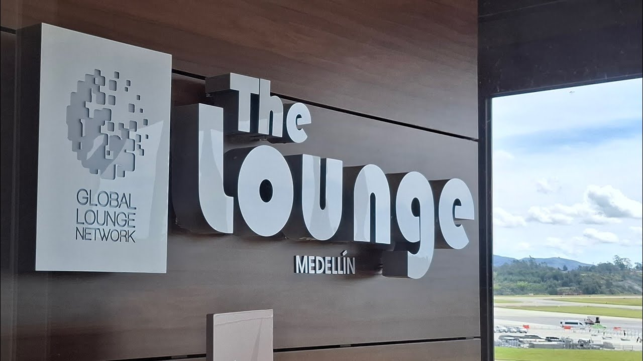 The lounge VIP . MEDELLIN. Aerop. JOSE MARIA CORDOVA. 🇨🇴 BELLA COLOMBIA 💛💙❤️