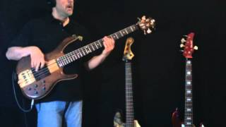 Video thumbnail of "Let the music play By Barry White bassline by Rino Conteduca with bass Ken Smith BSR5 black tiger"