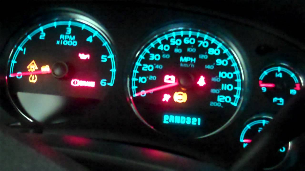 2007 Chevrolet Tahoe Startup - YouTube
