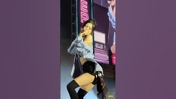 ASA batter up fancam babymonster world tour los angeles #babymonster #asa @BABYMONSTER