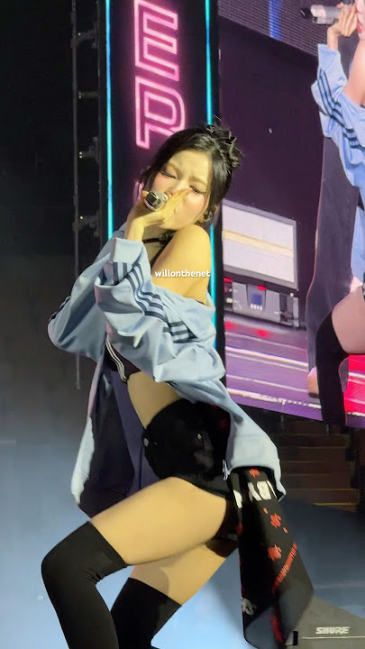 ASA batter up fancam babymonster world tour los angeles #babymonster #asa @BABYMONSTER