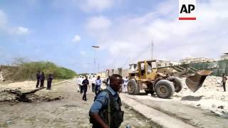 Suicide blasts at UN offices in Mogadishu