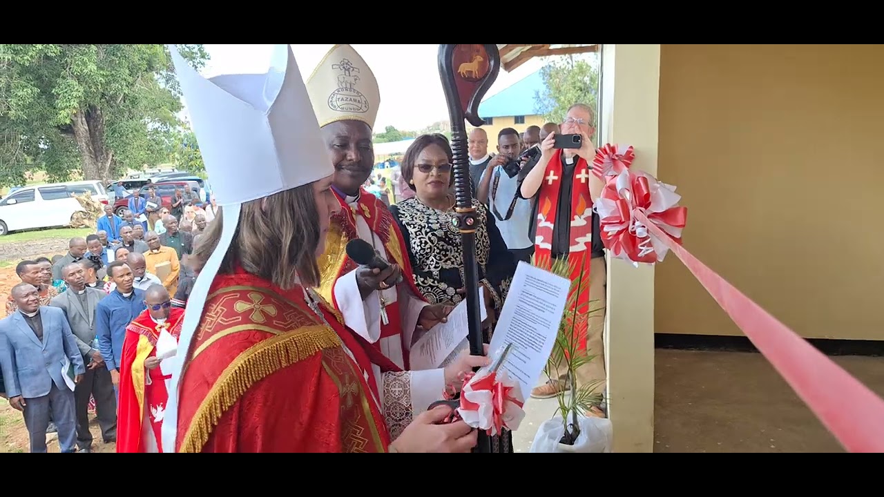 BISHOP REGINA AFUNGUA SHULE ILIYOPEWA JINA LAKE (BISHOP REGINA GIRLS SECONDARY SCHOOL SINGIDA).