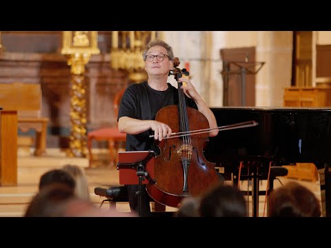 Impresionante interpretación de Alexander Hülshoff de las sonatas de Bach en Villafranca del Bierzo