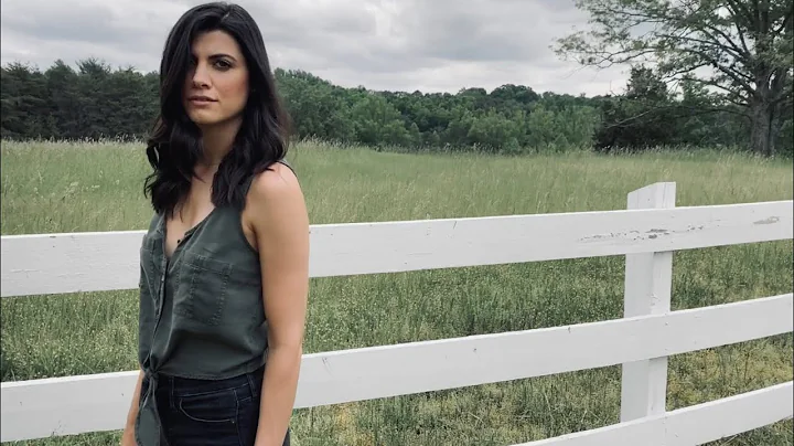 Stephanie Ryann - For a Reason (Official Music Vid...