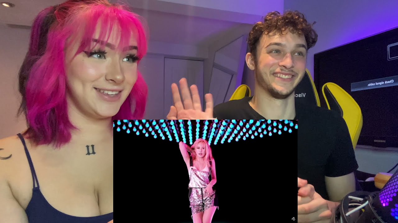 best friend reacts to K-POP for the first time! (HYUNA-Ice Cream, Red, Roll Deep, I'm Not Cool)