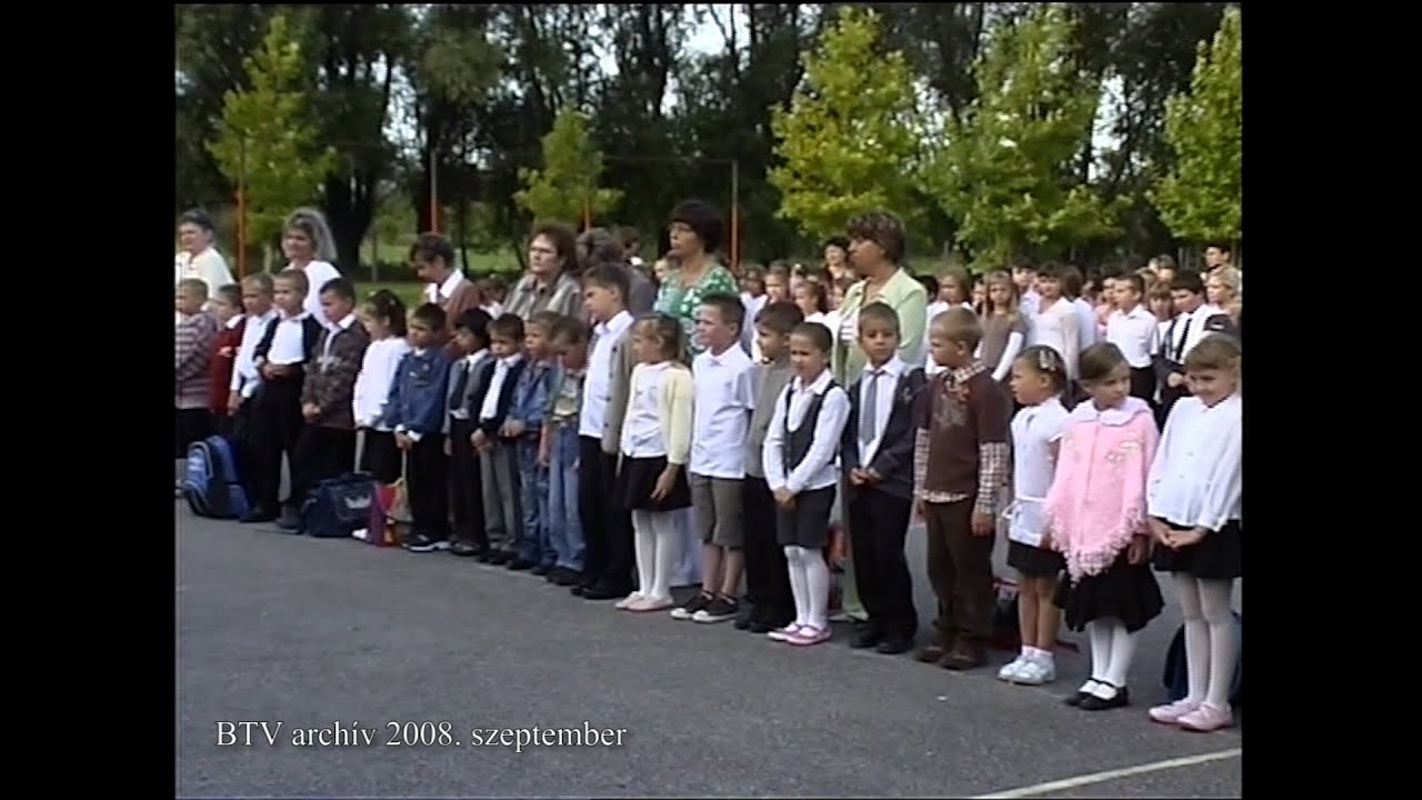 15 éve történt: Tanévnyitó az általános iskolában (2008. szeptember)