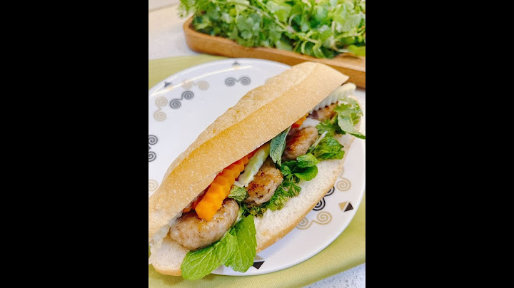 Banh mi à la boulette de porc
