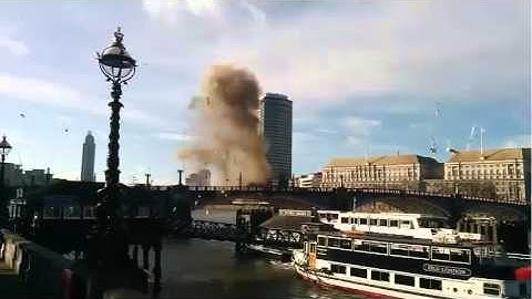 Bus exploding in London center for a Jackie Chan movie "The Foreigner"