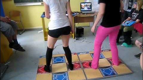 Yumi & Ringu - Anisakis DDR