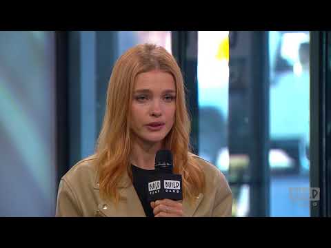 Video: Natalia Vodianova laver velgørenhedsarbejde i Cannes