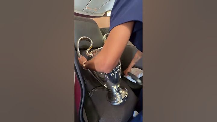 Talvez a TAÇA da CHAMPIONS LEAGUE esteja sendo um pouco ‘MIMADA’ pelo ELENCO do PSG… 😅 #shorts