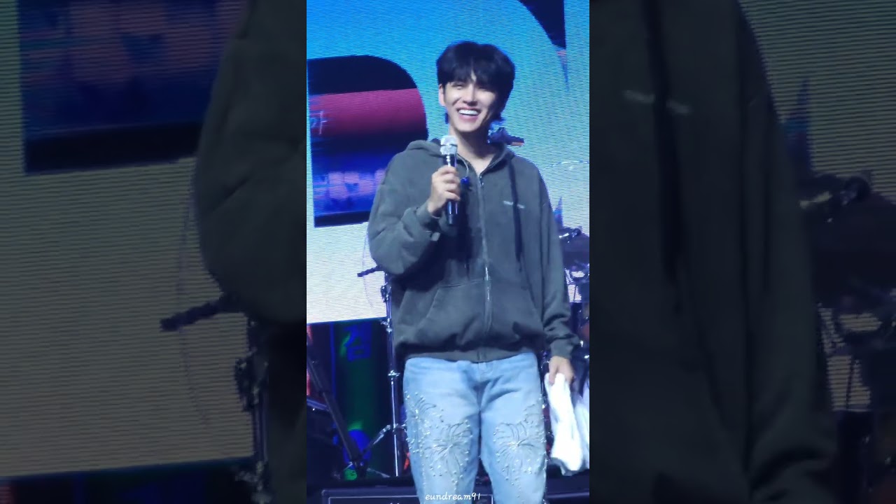 251018 Day6 The Decade in Ho Chi Minh- Ment 영케이+원필+도운