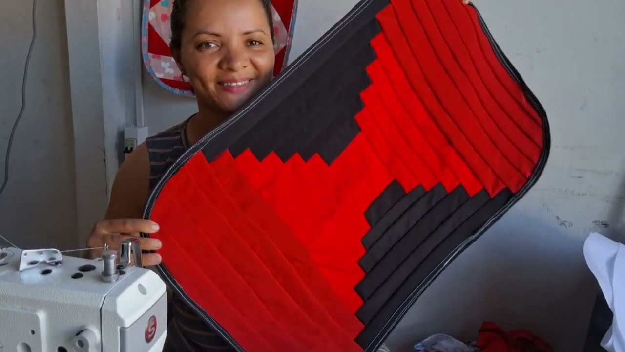 COMO FAZER UM TAPETE DE TIRAS FÁCIL USANDO SOMENTE DUAS CORES.