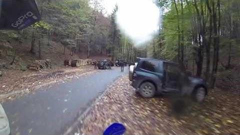 UCIECZKA PRZED STRAŻĄ LEŚNĄ NA CROSSIE! [HD]  POLICE vs CROSS/ENDURO