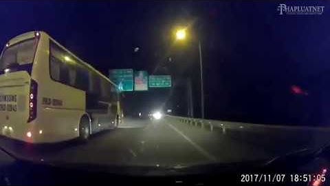 Ô tô đi ngược chiều trên cao tốc Hà Nội - Thái Nguyên