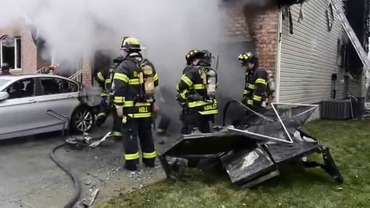 North Bellmore F.D. House Fire 971 Tyrus Court 12/29/13 YouTube