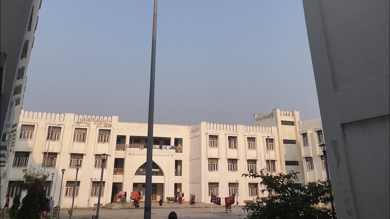 AMU New Girls Hostel Tour 1 begum Azeezun Nisa Hall AMU students vlog amu-new-girls-hostel-tour-1-begum-azeezun-nisa-hall-amu-students-vlog