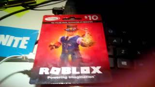 Redeeming A 10 Roblox Gift Card Youtube - robux 10 dollar gift card