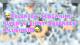 Sylently screaming over a Shiny Sylently Plushie || Bubble Gum Simulator
