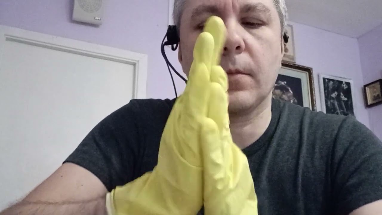 ASMR. СДЕЛАЮ ВАМ МАССАЖ НОГ, В ПЕРЧАТКАХ С МАСЛОМ