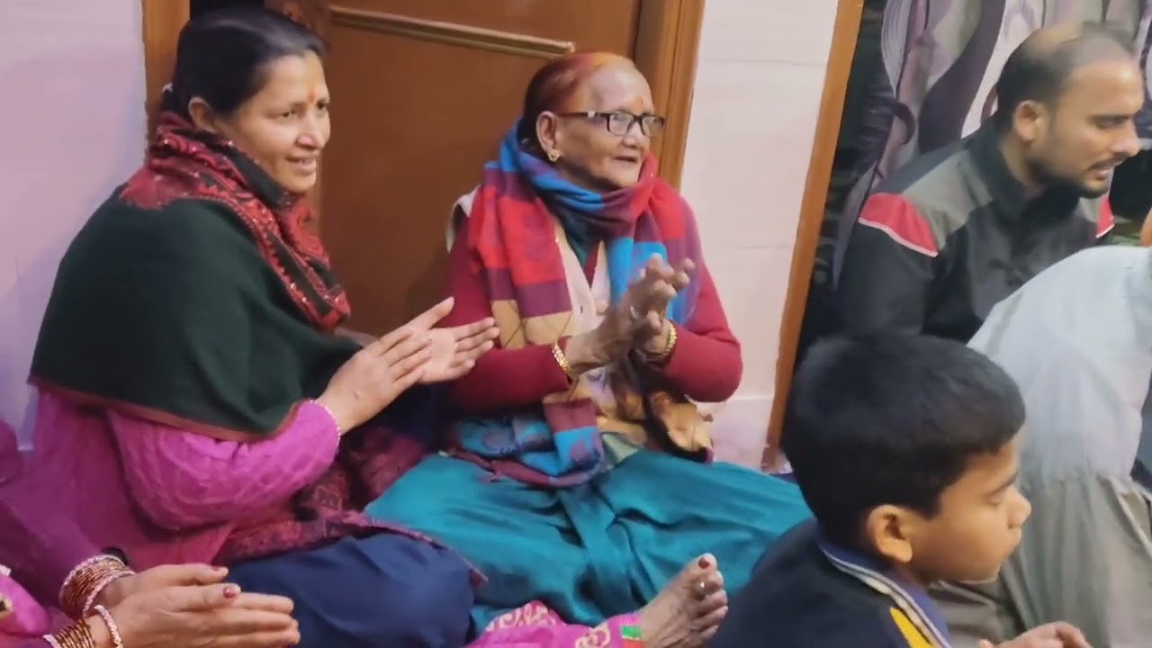 प्रकाश लखचौरा जी के निवास पर शिवरात्रि की पूर्व संध्या पर संकीर्तन में शामिल होने का सौभाग्य मिला