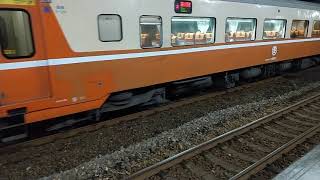 633次經由北迴線開往樹林的E408單電頭新式自動門莒光號